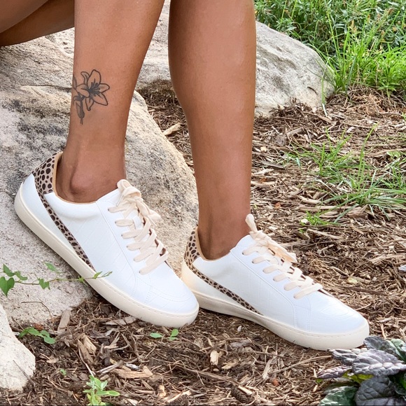 White Raven Shoes - 🐆🤎 Leopard Tennis shoes.🤎🐆